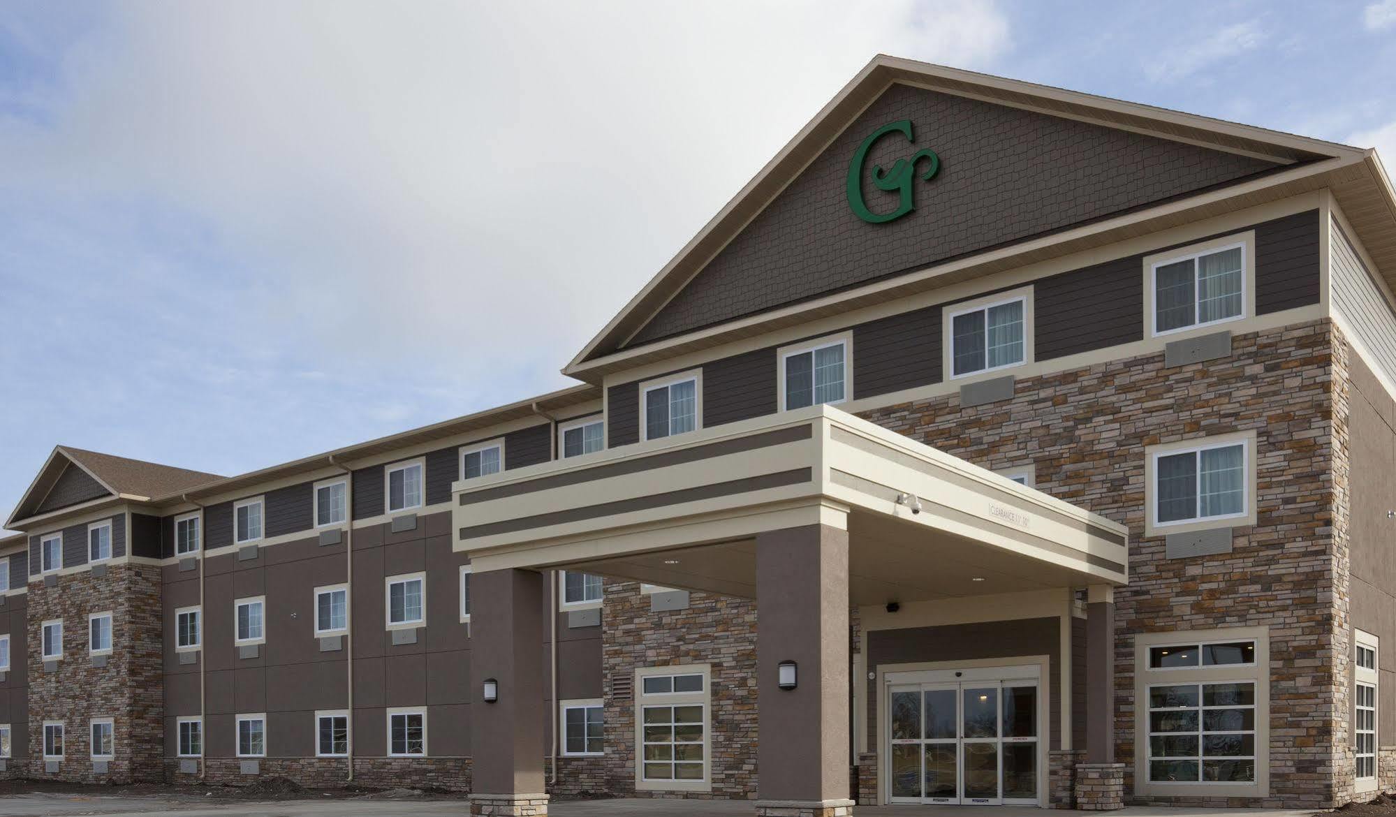 Grandstay Hotel & Suites Valley City Екстериор снимка