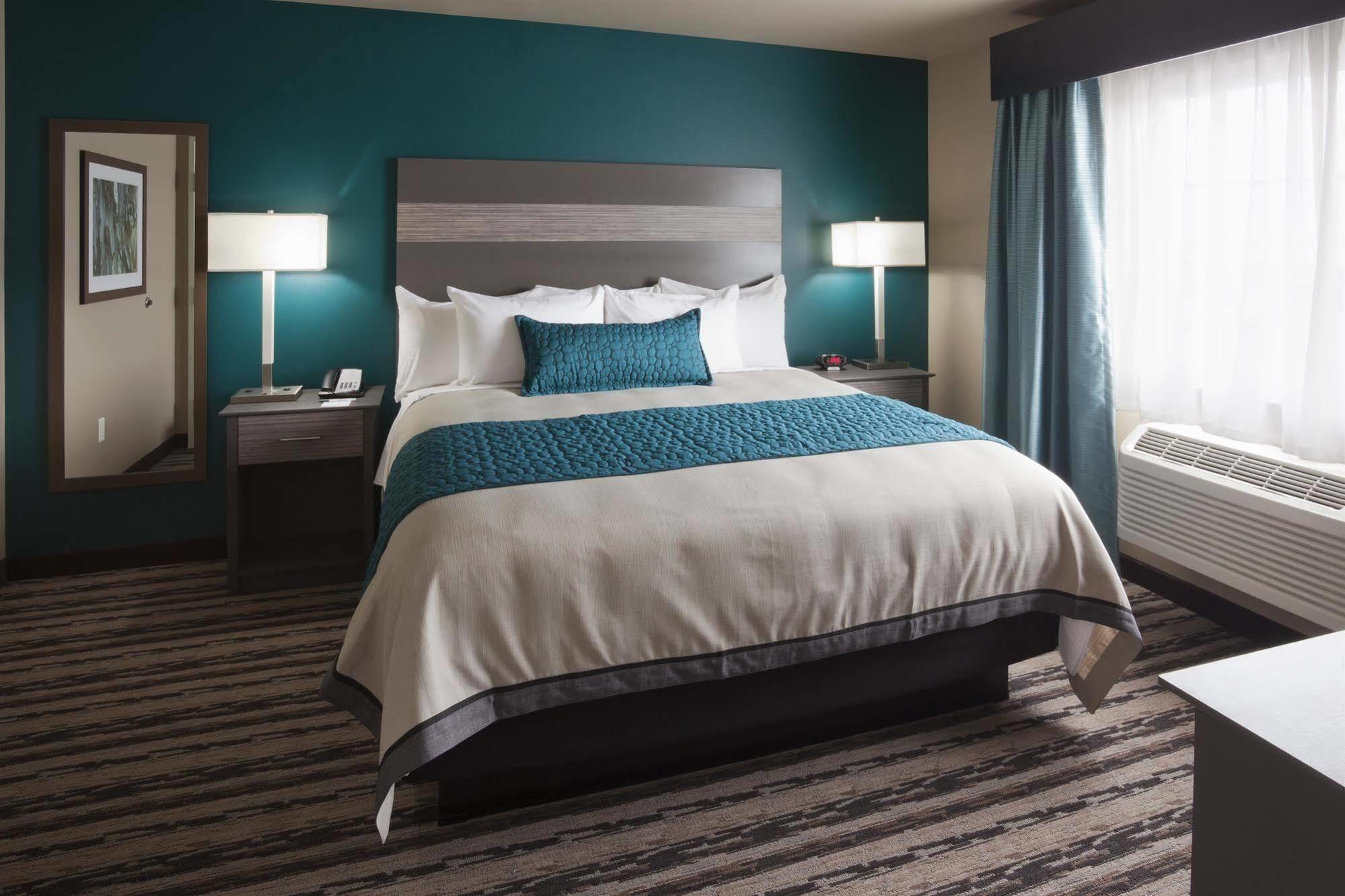Grandstay Hotel & Suites Valley City Екстериор снимка